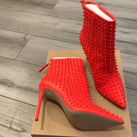 Steve Madden, boots - Picture 4 of 5